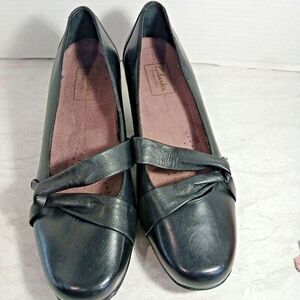 Clark Everyday Active Air Black Leather Double Strap Mary Jane Pump Heels SZ 7M.